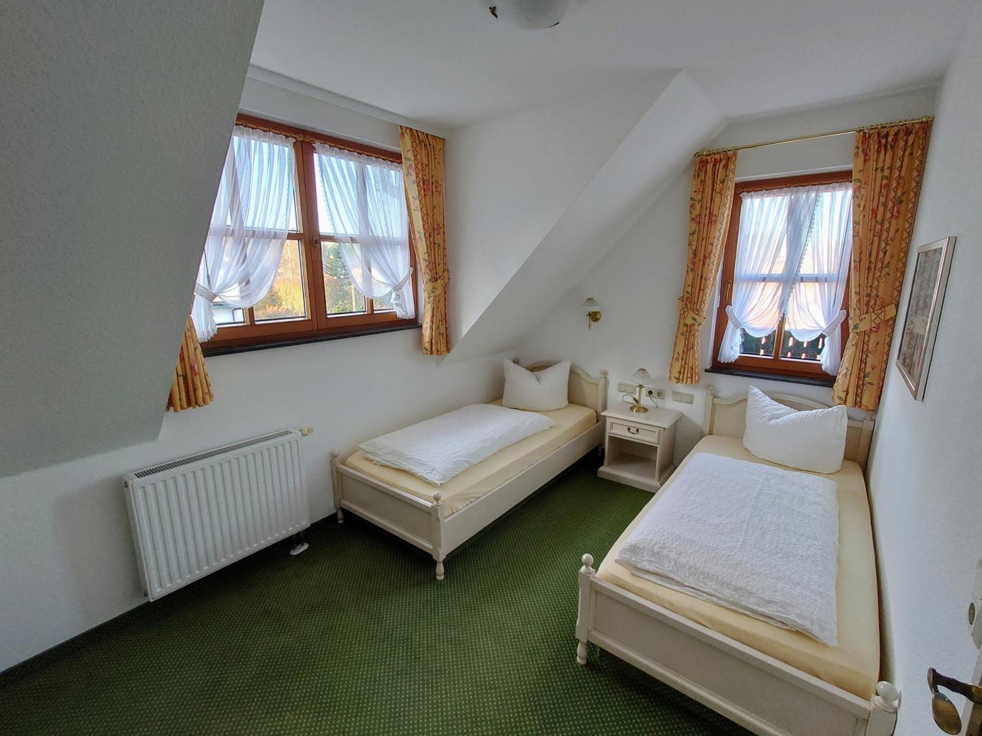 Hotel Und Berggasthof Zum Sonnenhof Sorge Room photo